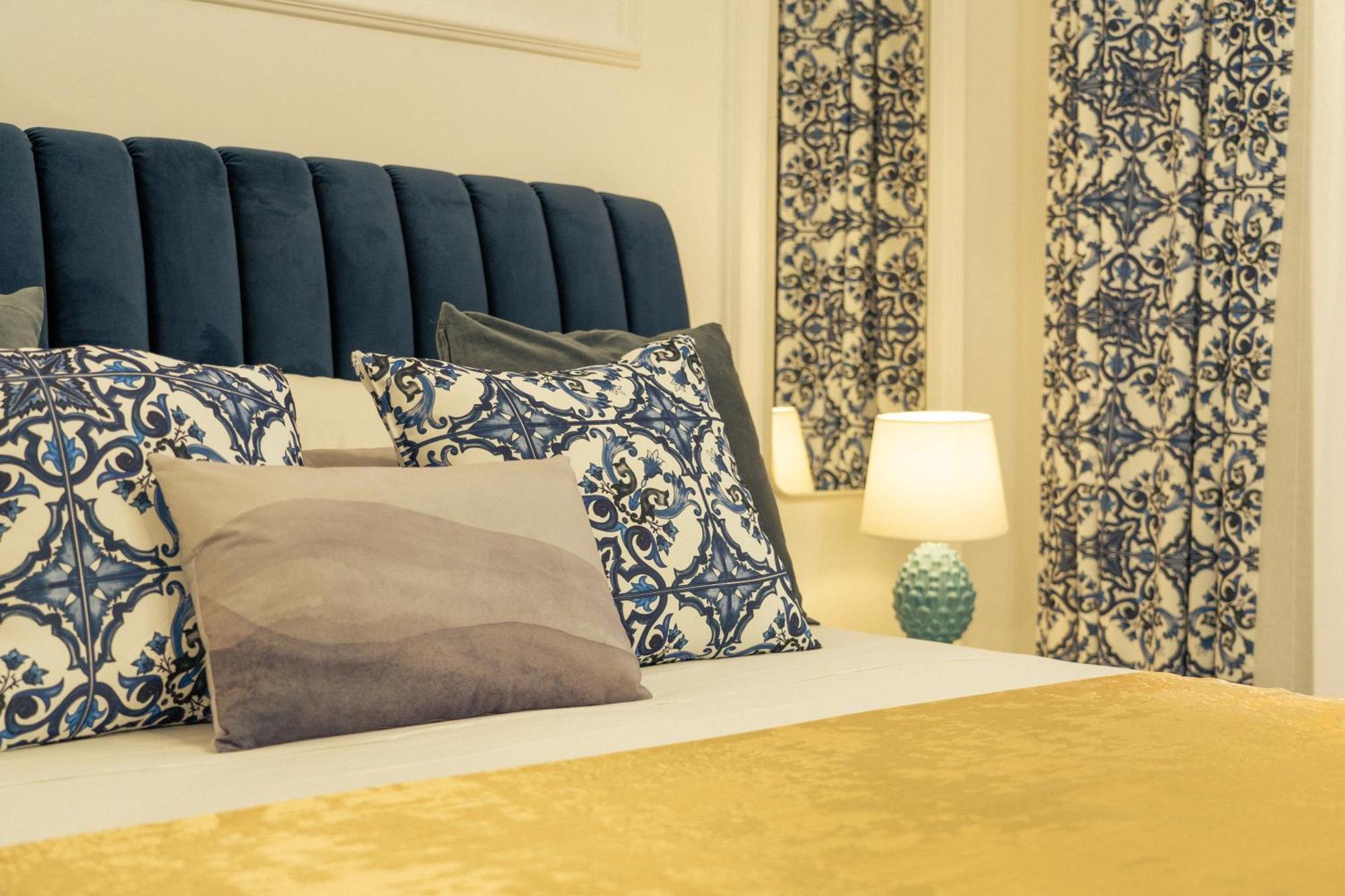 Johnny'S Suites Taormina Beach Bay Luaran gambar