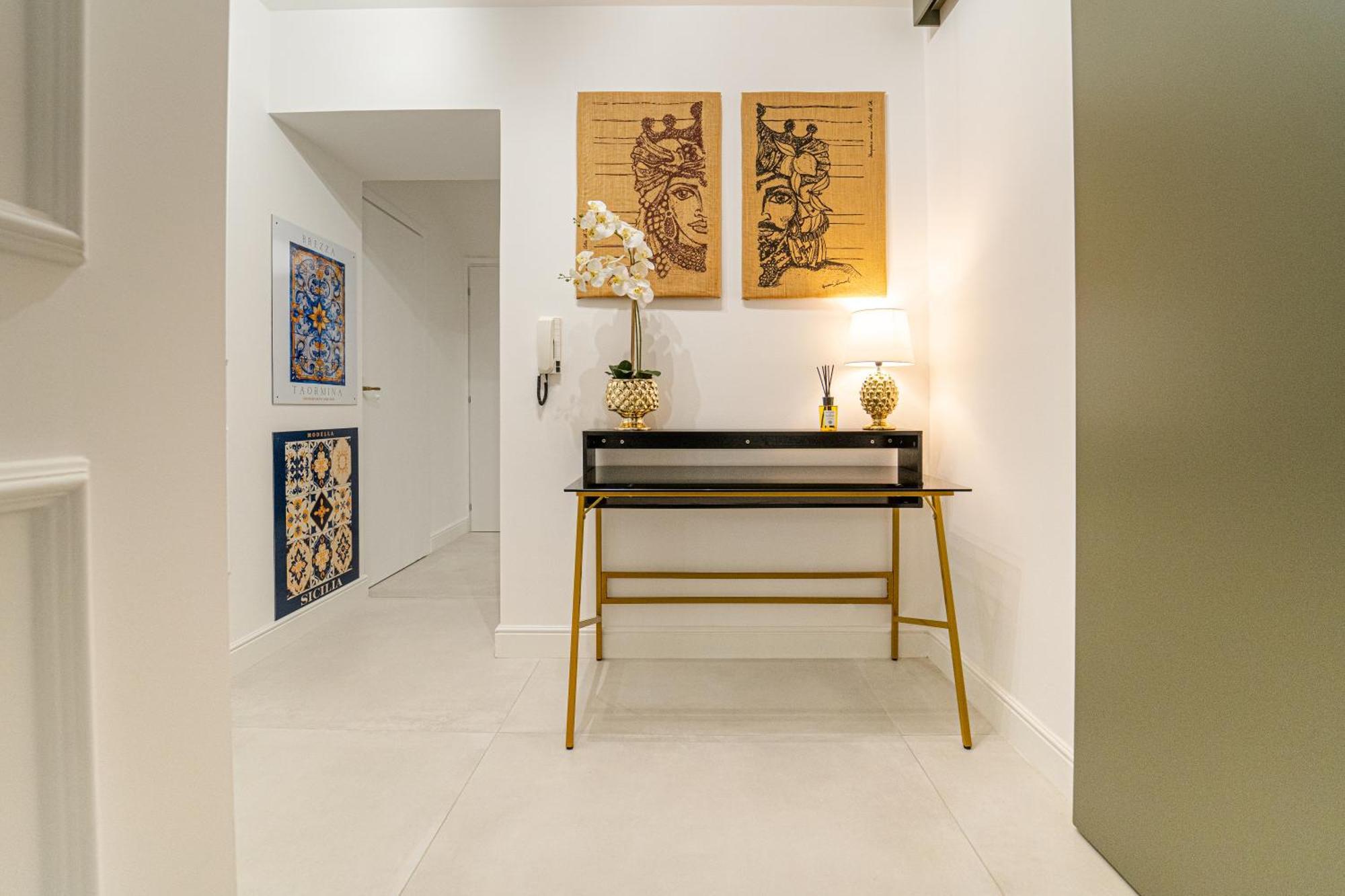 Johnny'S Suites Taormina Beach Bay Luaran gambar