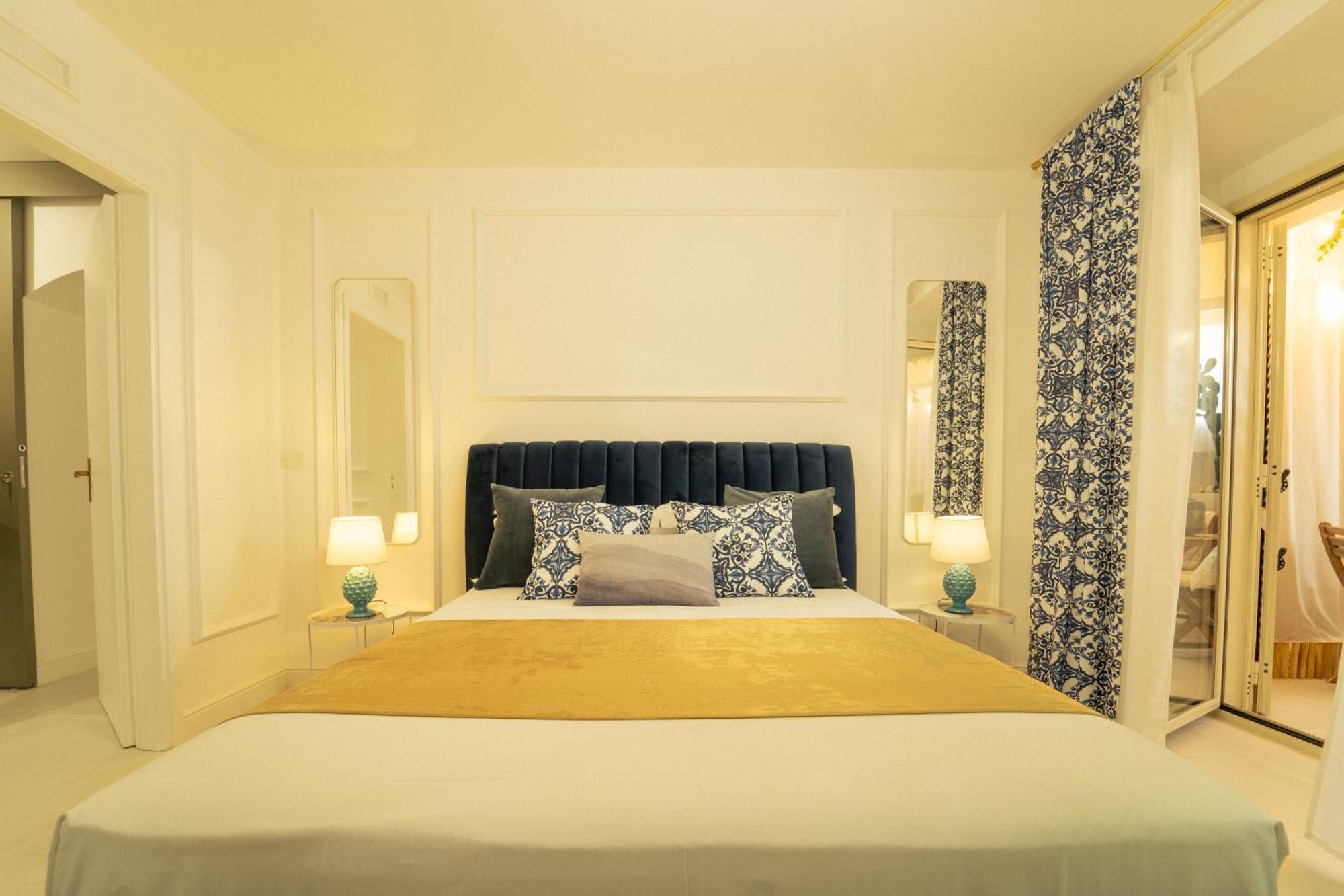 Johnny'S Suites Taormina Beach Bay Luaran gambar