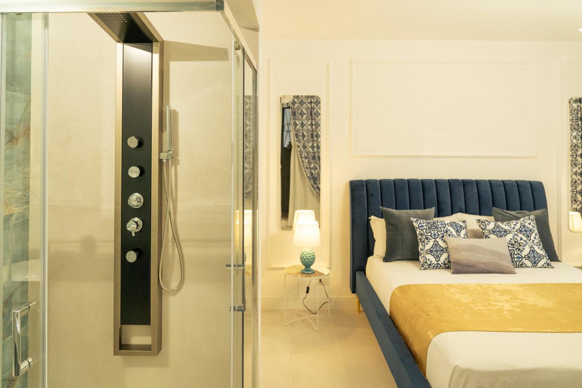 Johnny'S Suites Taormina Beach Bay Luaran gambar