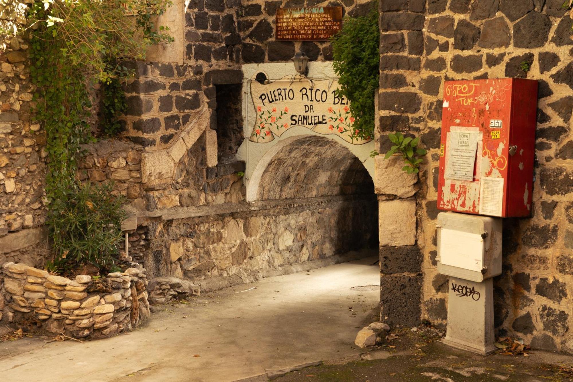 Johnny'S Suites Taormina Beach Bay Luaran gambar